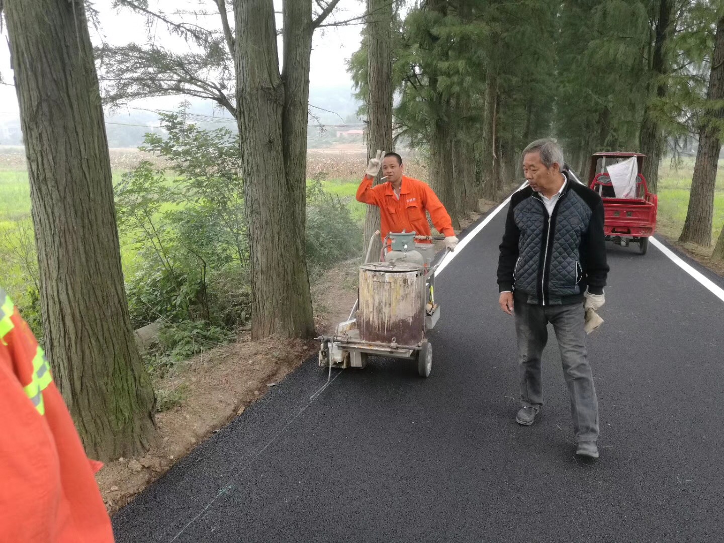 交通划线施工