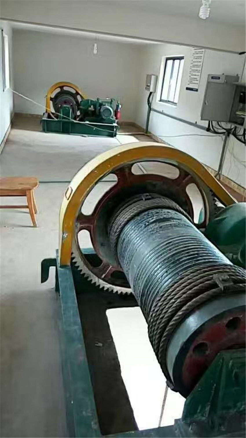 手摇卷扬启闭机厂家