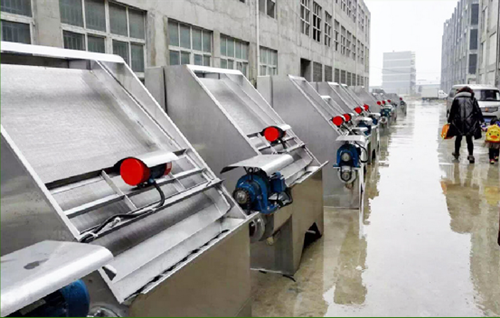 濮陽斜篩式固液分離機的工作原理和應用場景