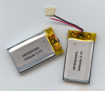 供应聚合物电池052035PL300mAh
