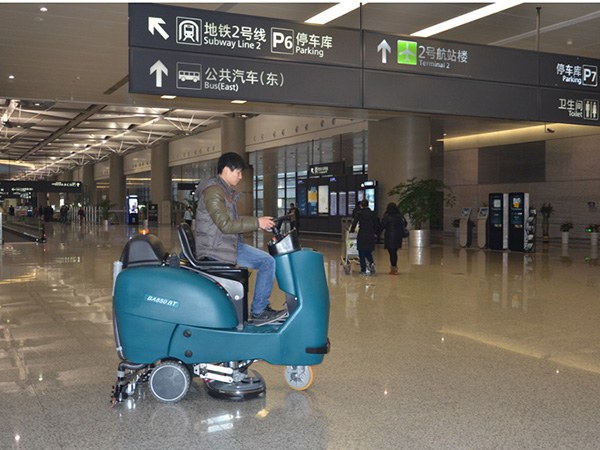 石家庄手推式洗地机 保定驾驶式扫地机 衡水邯郸邢台电动擦地机