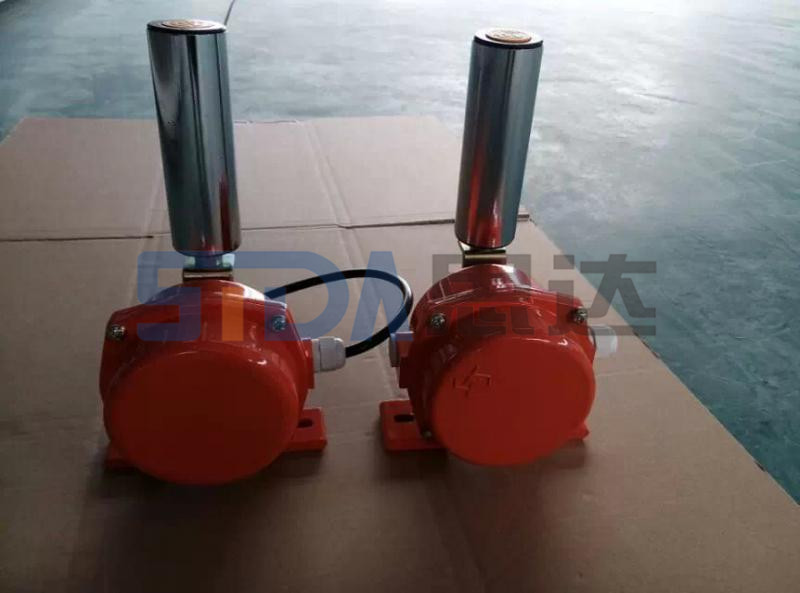 PW12-30跑偏开关,PWG-10-45跑偏位置控制器12-380V