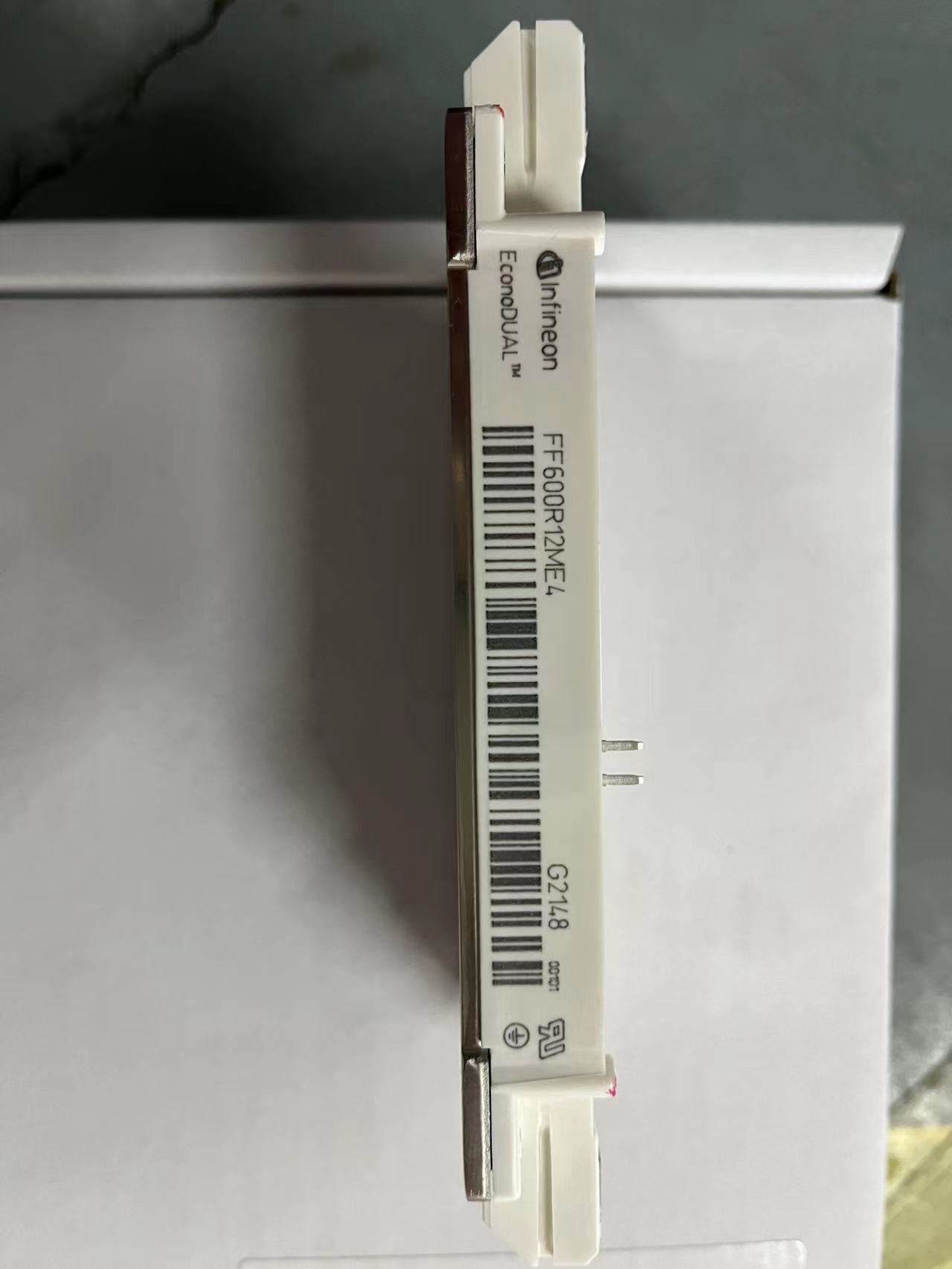 英飞凌 IGBT 模块 FF600R12ME4